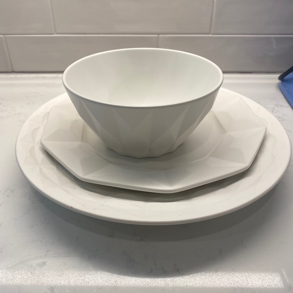 Kate spade dinner set - Picture 2 of 5